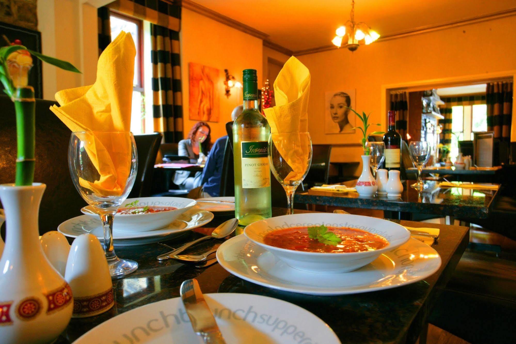 Ilkley Riverside Hotel Экстерьер фото